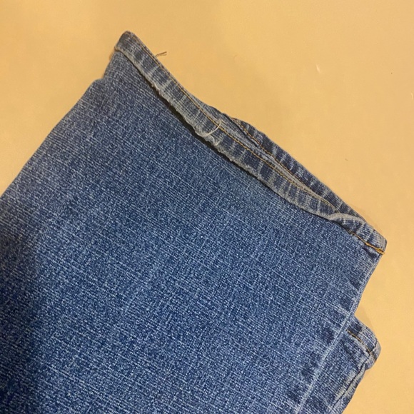 Y2K Medium Wash Flare Jeans - Picture 5 of 6
